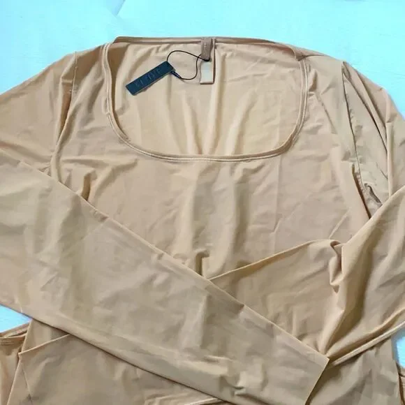 SKIMS TAN JELLY SHEER LONG SLEEVE BODYSUIT/ CLAY - Picture 6 of 6